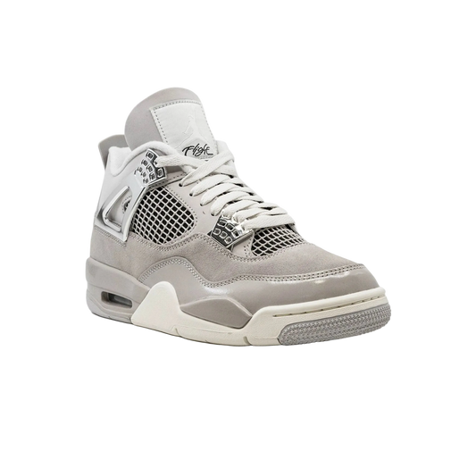 Air Jordan 4 Frozen Moments